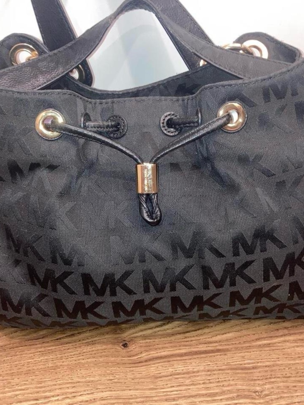 Michael Kors Black MK Logo Drawstring Hobo with Gold Hardware - Picture 2 of 8